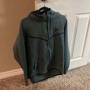 Nike tech jacket